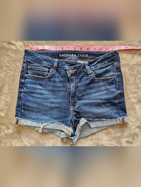 American Eagle Denim Crossover High Waisted Shorts With Raw Cuffed Hem Size 8
